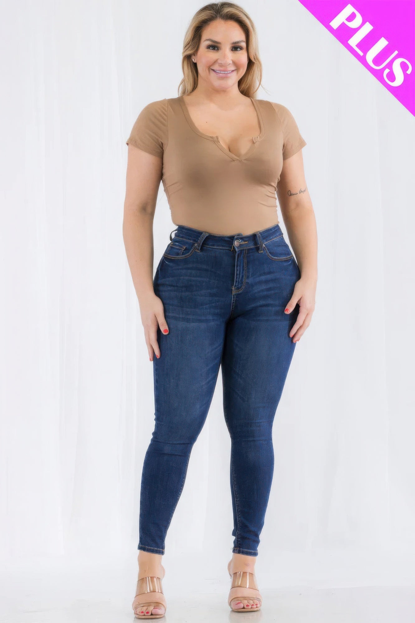 Plus Size Split Neck Short Sleeve Bodysuit