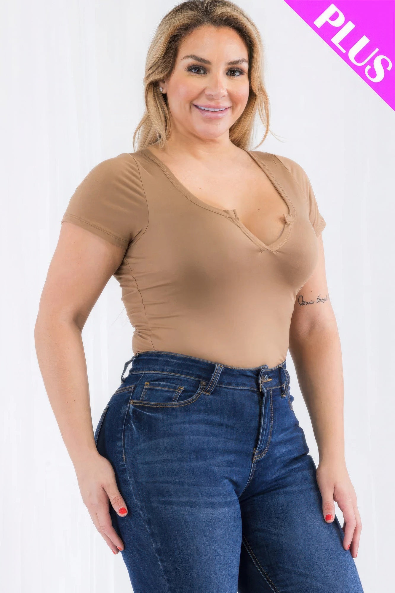 Plus Size Split Neck Short Sleeve Bodysuit
